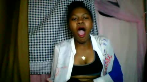 lara_belle online show from 07-17-26, 12:50