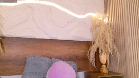 lara_curly online show from 04-09-26, 09:58