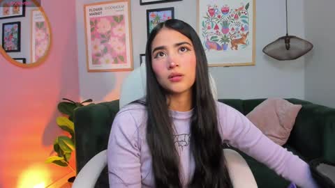 Lara Madisson online show from 12-19-24, 11:14