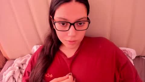 lara online show from 10-21-25, 06:19