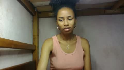 larah98 online show from 02-09-26, 06:06