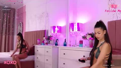 Snapshot of larakent chatting on 10-11-25, 05:17 LaraKent online show from 10-11-25, 05:17