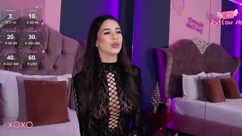 Snapshot of larakent chatting on 12-17-25, 08:15 LaraKent online show from 12-17-25, 08:15