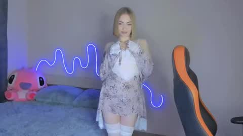 LaraKrein lk online show from 11-24-25, 03:23