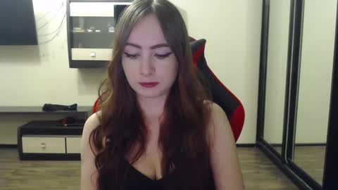 Laralianna online show from 02-17-25, 06:48