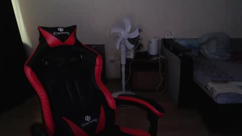 Laralianna online show from 05-30-26, 12:35