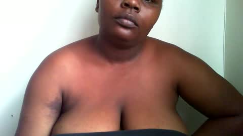 Snapshot of laralovex chatting on 01-13-25, 11:30 laralovex online show from 01-13-25, 11:30