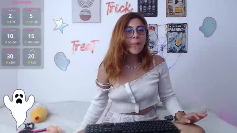 laramucci online show from 10-11-25, 04:16