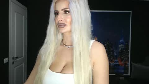 laras_moans online show from 02-21-25, 08:29