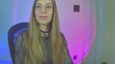 larawintersxxx online show from 11-25-25, 08:53