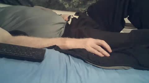 Larbie online show from 07-31-26, 12:59