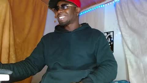 Largo eddy online show from 11-19-25, 05:18