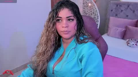 Snapshot of laris_park chatting on 02-20-25, 05:12 laris_park online show from 02-20-25, 05:12