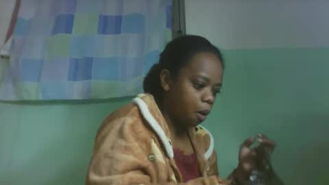 larissa645771 online show from 10-17-25, 05:10