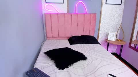 Valentina online show from 01-20-25, 12:28