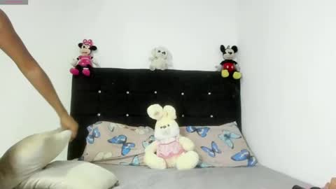 Snapshot of larissawilson chatting on 02-28-25, 11:56  L A R I S S A  online show from 02-28-25, 11:56