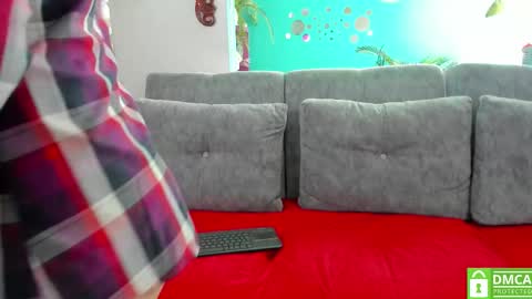 Snapshot of larossasexy chatting on 02-02-26, 07:56 Rosa online show from 02-02-26, 07:56