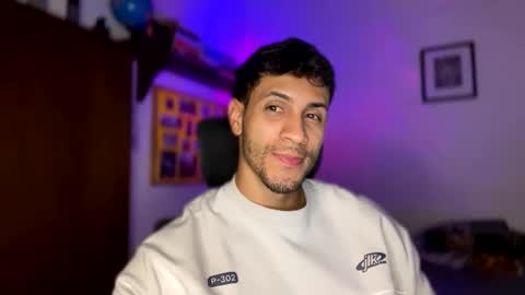 Snapshot of larry_jones chatting on 12-09-24, 10:41 andrew online show from 12-09-24, 10:41