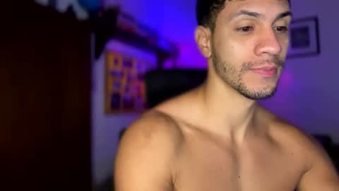 Snapshot of larry_jones chatting on 12-10-24, 12:27 andrew online show from 12-10-24, 12:27