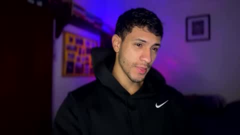 Snapshot of larry_jones chatting on 12-15-24, 02:05 andrew online show from 12-15-24, 02:05