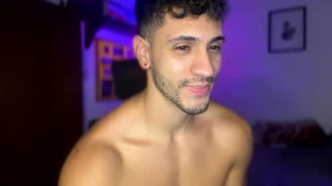 Snapshot of larry_jones chatting on 01-14-25, 04:29 andrew online show from 01-14-25, 04:29