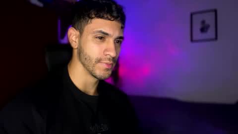 Snapshot of larry_jones chatting on 01-22-25, 02:35 andrew online show from 01-22-25, 02:35