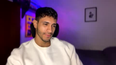 Snapshot of larry_jones chatting on 01-23-25, 05:10 andrew online show from 01-23-25, 05:10