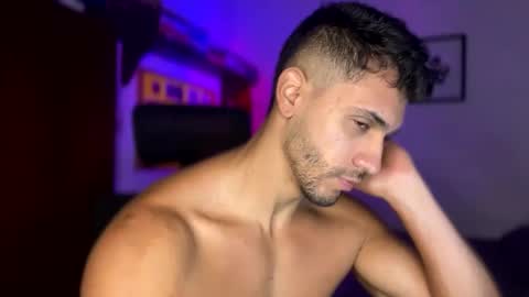 Snapshot of larry_jones chatting on 01-26-25, 02:08 andrew online show from 01-26-25, 02:08