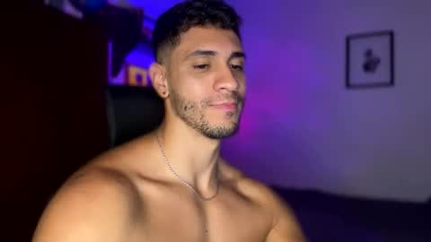 Snapshot of larry_jones chatting on 01-26-25, 05:13 andrew online show from 01-26-25, 05:13