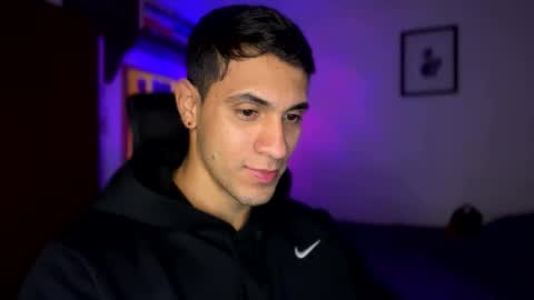 Snapshot of larry_jones chatting on 02-11-25, 10:07 andrew online show from 02-11-25, 10:07