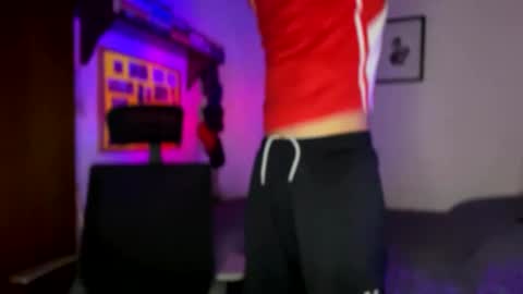 Snapshot of larry_jones chatting on 02-15-25, 10:21 andrew online show from 02-15-25, 10:21