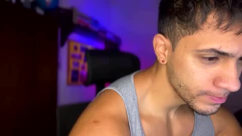 Snapshot of larry_jones chatting on 02-26-25, 02:46 andrew online show from 02-26-25, 02:46