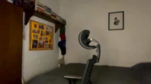 Snapshot of larry_jones chatting on 03-06-25, 02:29 andrew online show from 03-06-25, 02:29