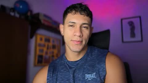 Snapshot of larry_jones chatting on 10-23-25, 02:16 andrew online show from 10-23-25, 02:16