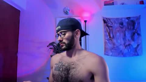 Snapshot of larry_stewart chatting on 11-26-25, 03:24 larry_stewart online show from 11-26-25, 03:24