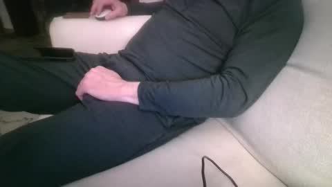 Snapshot of larryj007 chatting on 03-09-26, 02:04 larryj007 online show from 03-09-26, 02:04