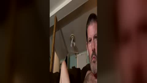 larrythelover23 online show from 06-18-26, 06:02