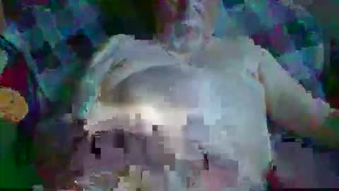 larryw01 online show from 05-27-26, 01:52