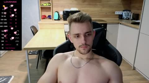 Snapshot of larstar01 chatting on 02-02-25, 10:17 Lars online show from 02-02-25, 10:17