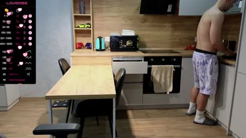 Snapshot of larstar01 chatting on 02-06-25, 04:36 Lars online show from 02-06-25, 04:36