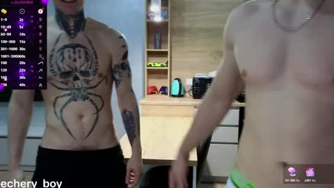 Snapshot of larstar01 chatting on 02-18-25, 03:32 Lars online show from 02-18-25, 03:32