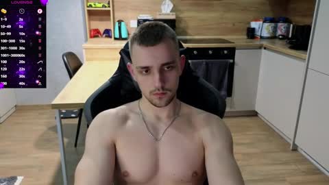 Snapshot of larstar01 chatting on 03-06-25, 11:31 Lars online show from 03-06-25, 11:31