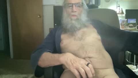 chris online show from 04-19-26, 01:21