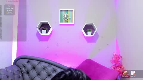 Tania  online show from 05-19-26, 12:22