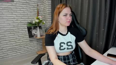 Snapshot of lasly_fox chatting on 03-07-25, 12:26 Leslie GTM2 Mon Tue Sat 0300am-1000am Thu and Sun 0900am-1600pm. online show from 03-07-25, 12:26