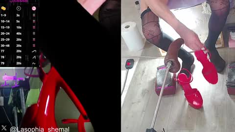 Snapshot of lasophia chatting on 02-01-25, 10:37 Sophia online show from 02-01-25, 10:37