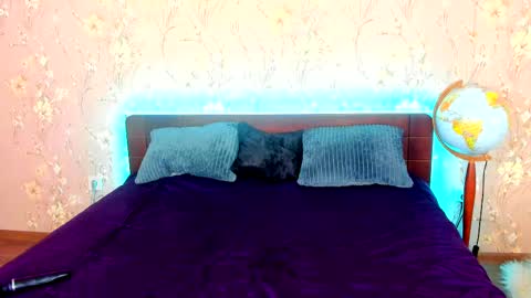 LassCherry18 online show from 02-24-25, 02:04