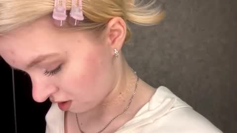 Snapshot of latanyabarthel chatting on 02-09-26, 09:19 Jay online show from 02-09-26, 09:19