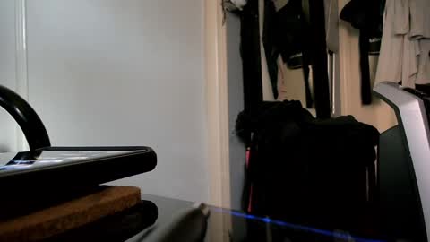 Snapshot of latensfer1111 chatting on 12-10-24, 05:22 latensfer1111 online show from 12-10-24, 05:22