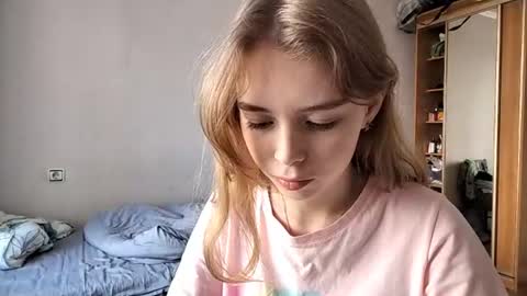Linet online show from 06-09-26, 07:42